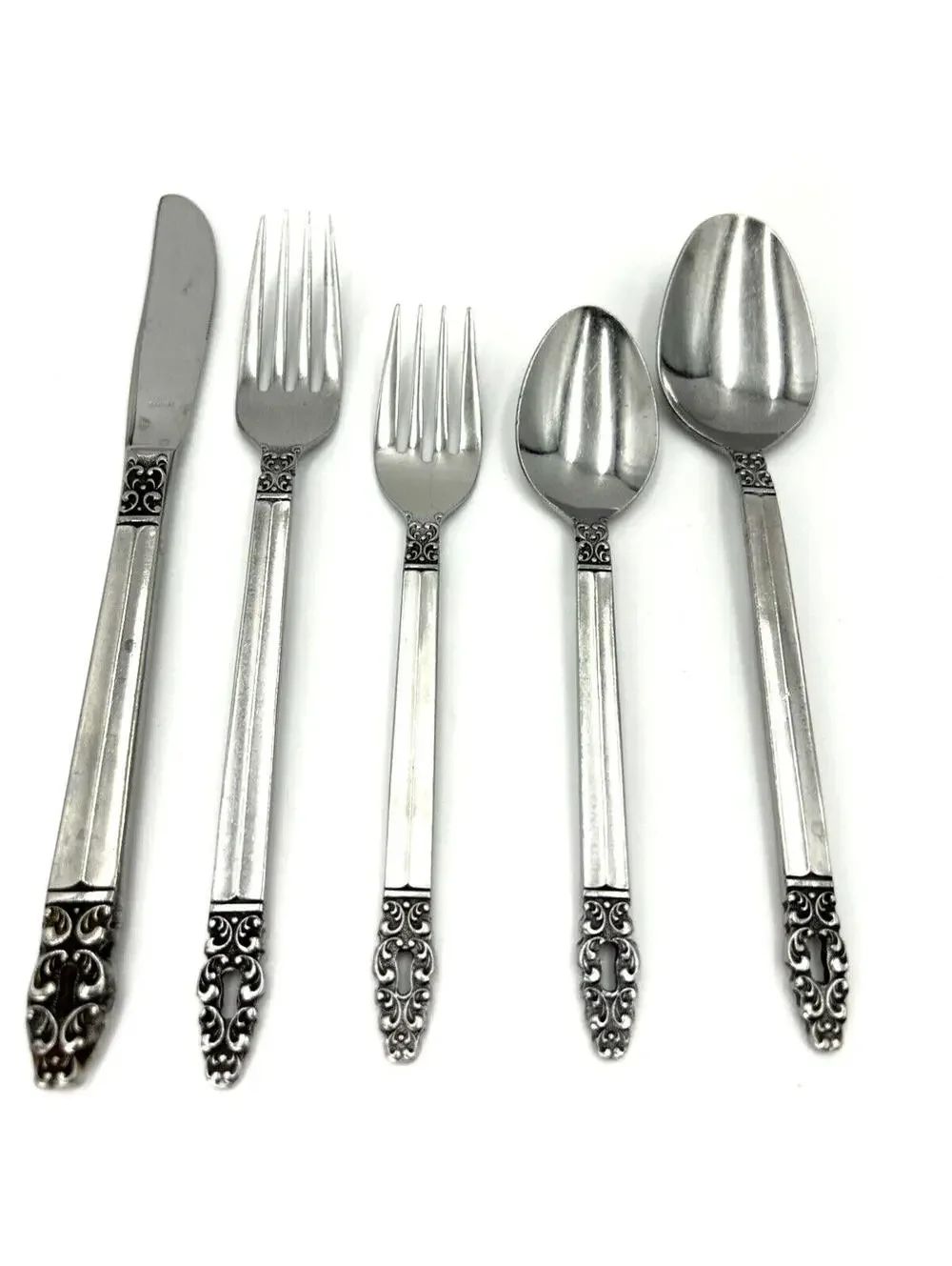 Stanley Roberts MELISSA Japan Stainless Pierced 5-Piece Place Settings - 5